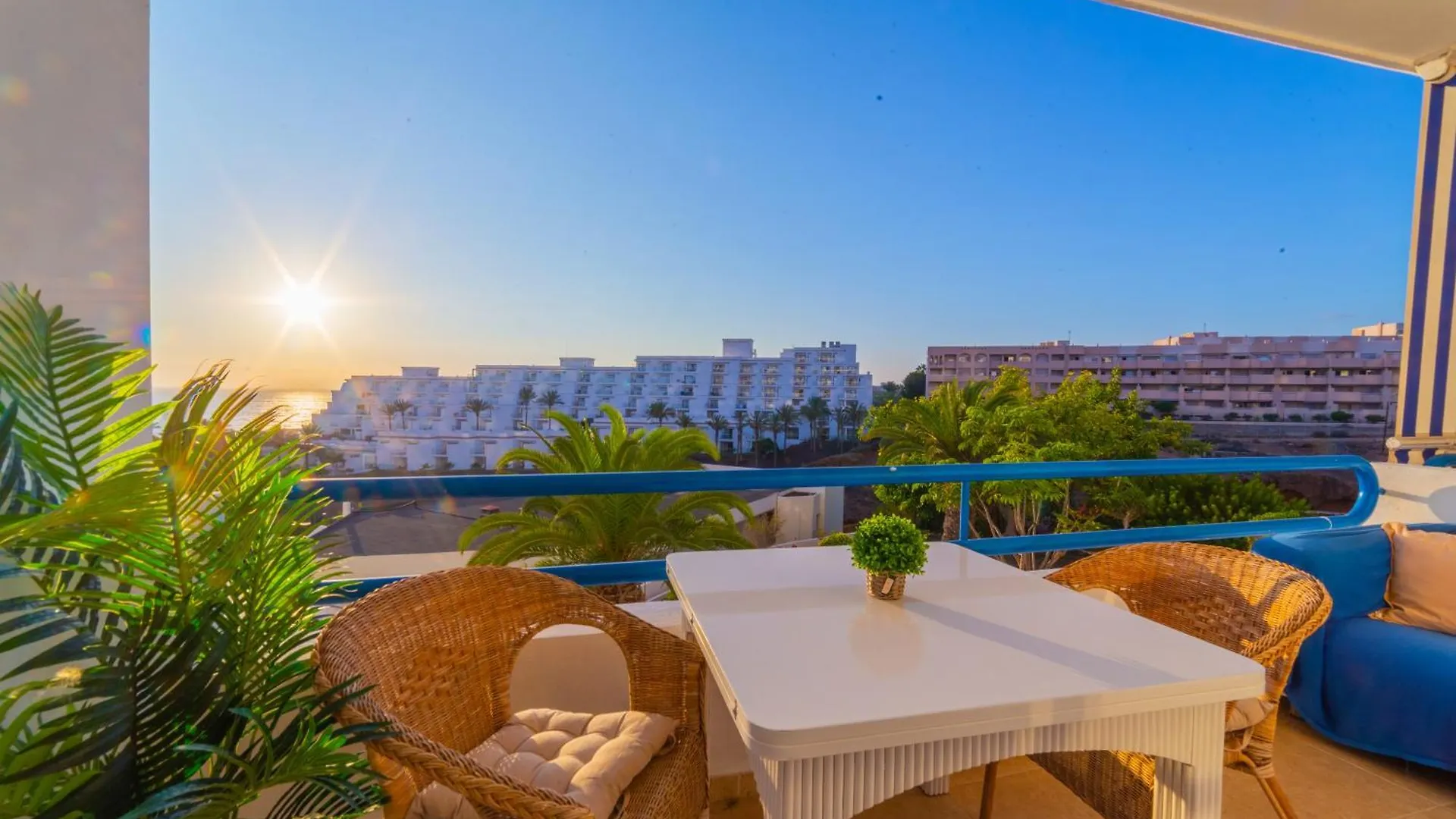 Sunset Escape Apartment Playa Paraiso